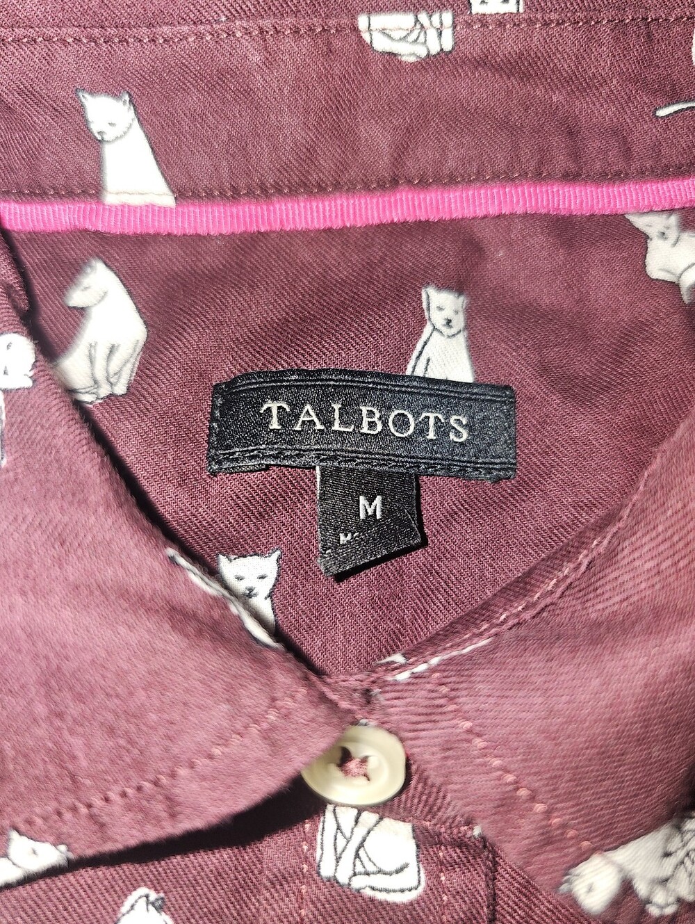 Talbots Womens Long Sleeve Burgundy Cat Cotton Button Down Shirt Sz M Novelty - Picture 3 of 4